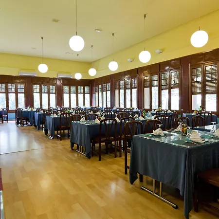 Balneario Seron 2* 哈拉瓦