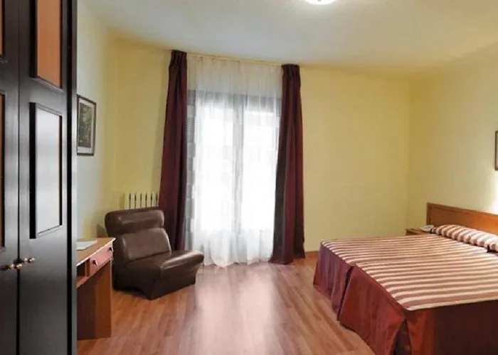 Hotell Balneario Seron 2*